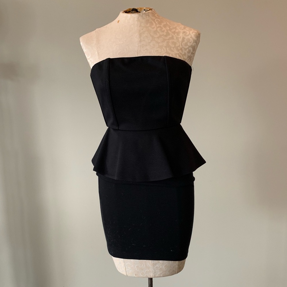 Alice + Olivia Black Strapless Dress